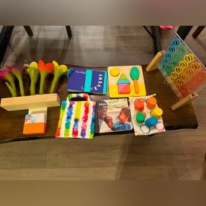 Lovevery The Helper Kit